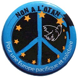 Badge Non à l'OTAN